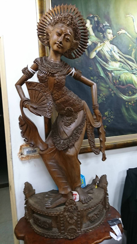 印度黃檀飛天百年老件 藝術品等級的第1張圖片